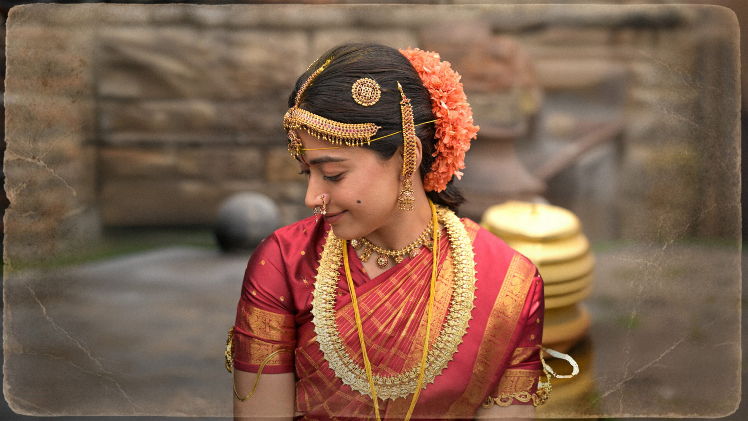 Rashmika Has Wrapped Up Shooting For The Character Jayamma In The Movie Ranabali Team Members Gave Her An Emotional Send Off