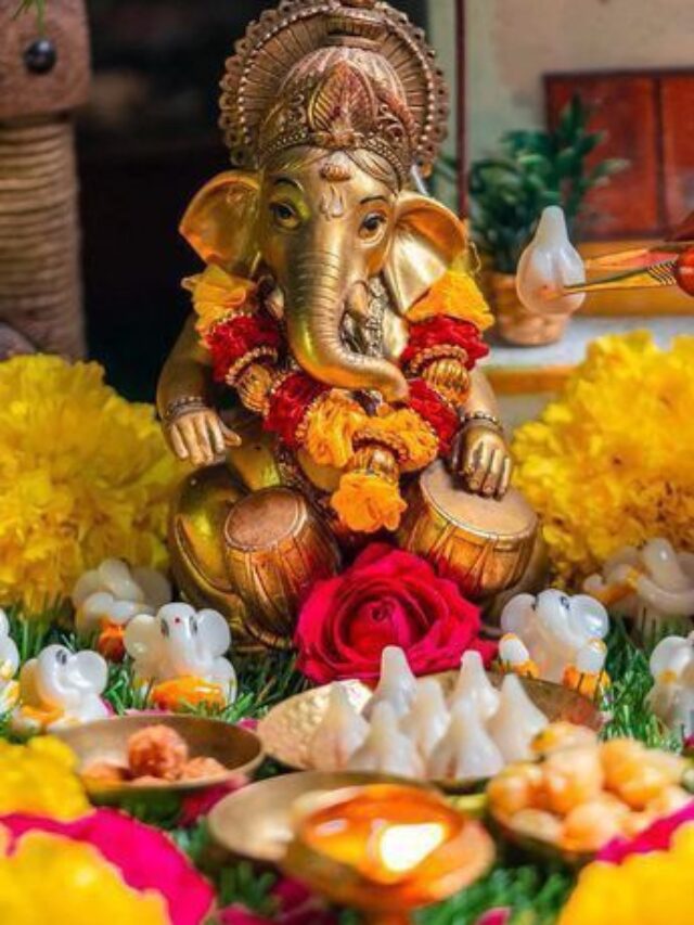 వినాయకుడికి ప్రీతికరమైన 9 నైవేద్యాలు