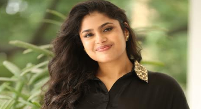 ‘సిగ్మా’లో ఇప్పటివరకూ చేయని డిఫరెంట్ క్యారెక్టర్ చేశాను – ఫారియా అబ్దుల్లా