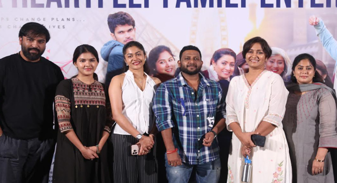 ‘హ్యాపీ జర్నీ’కి ఆడియన్స్ నుంచి అద్భుతమైన రెస్పాన్స్ వస్తోంది : ప్రెస్ మీట్లో నటి ఝాన్సీ %e0%b0%b9%e0%b1%8d%e0%b0%af%e0%b0%be%e0%b0%aa%e0%b1%80 %e0%b0%9c%e0%b0%b0%e0%b1%8d%e0%b0%a8%e0%b1%80%e0%b0%95%e0%b0%bf %e0%b0%86%e0%b0%a1%e0%b0%bf%e0%b0%af%e0%b0%a8%e0%b1%8d%e0%b0%b8