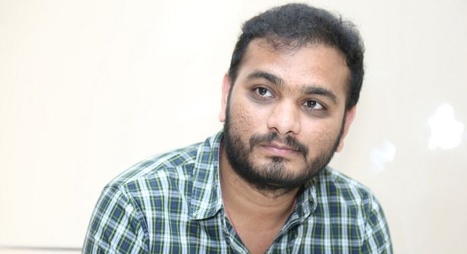 నిర్మాతపై డైరెక్టర్ ఎమోషనల్ కామెంట్స్ Directors Emotional Comments About The Producer