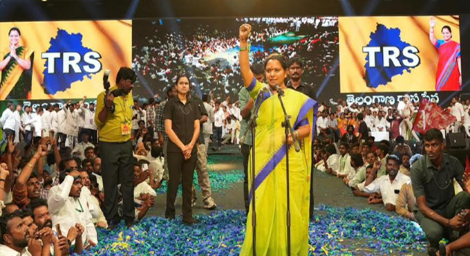ఓరుగల్లు వేదికగా కవిత పార్టీ తొలి ఫైట్!