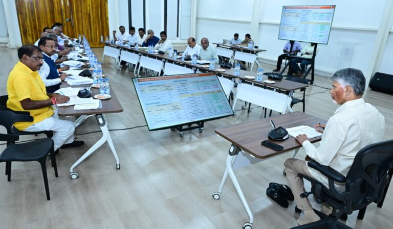 నవంబరు నుంచి చింతలపూడి పనులు పునఃప్రారంభం :  సీఎం చంద్రబాబు