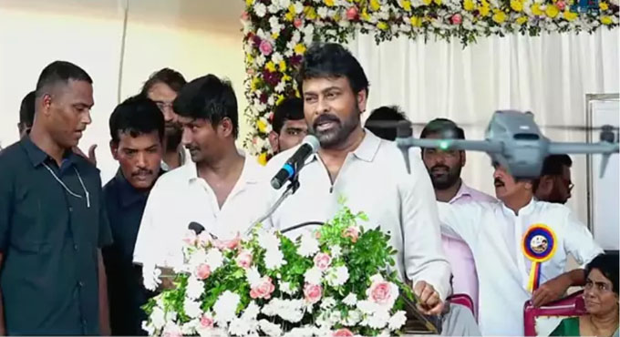గతంతో పోలిస్తే ..  ఏపీ అన్ని రంగాల్లో అభివృద్ధి : చిరంజీవి