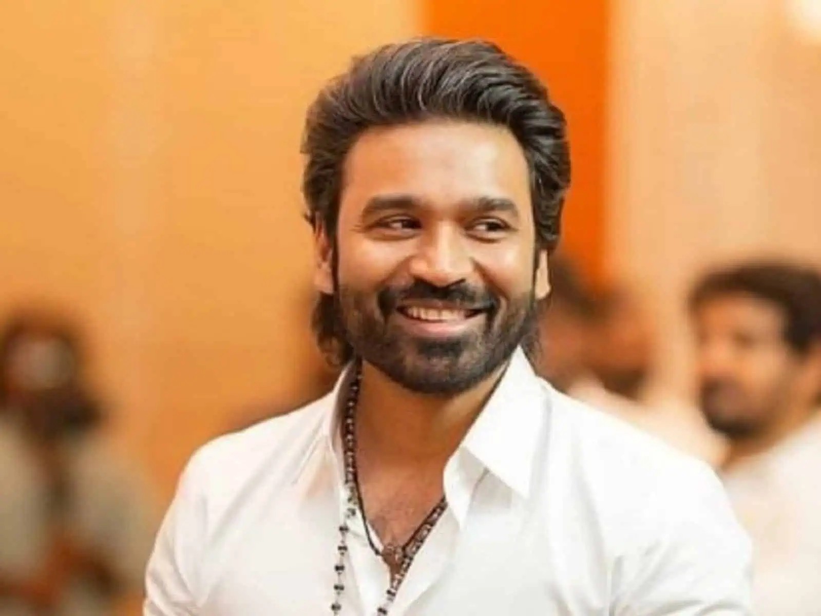రాజకీయాల్లోకి ధనుష్.. త్వరలోనే పార్టీపై క్లారిటీ Dhanush To Enter Politics Clarity On The Party Expected Soon