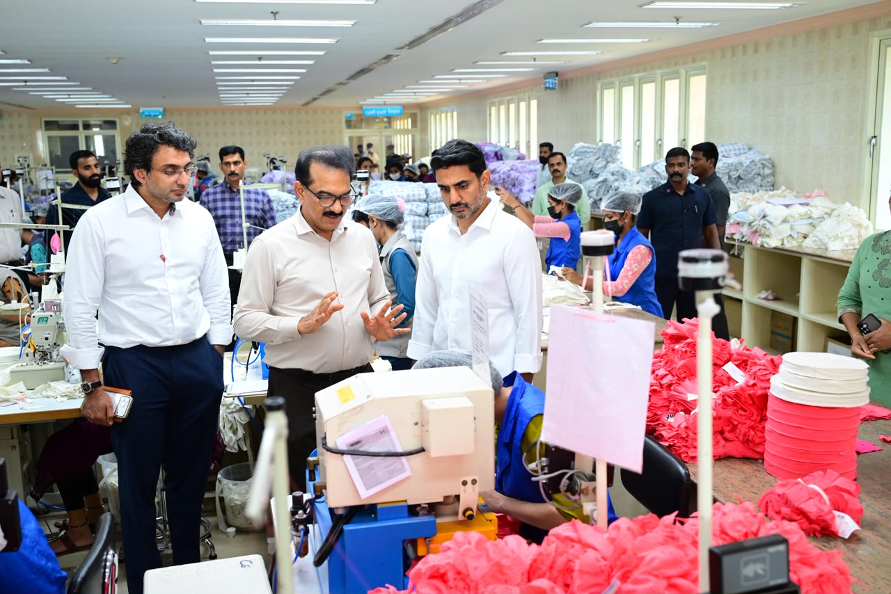 కిటెక్స్ ఫ్యాక్టరీ సందర్శించిన మంత్రి నారా లోకేష్ Minister Nara Lokesh Visited The Kitex Factory