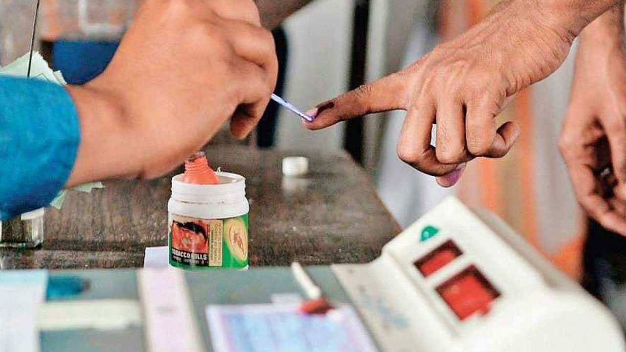 ఏపీ స్థానిక పోరులో మరో కీలక పరిణామం..! Ap Releases Special Schedule For Voter Survey And Reservation Fixation In 23 Pending Municipalities