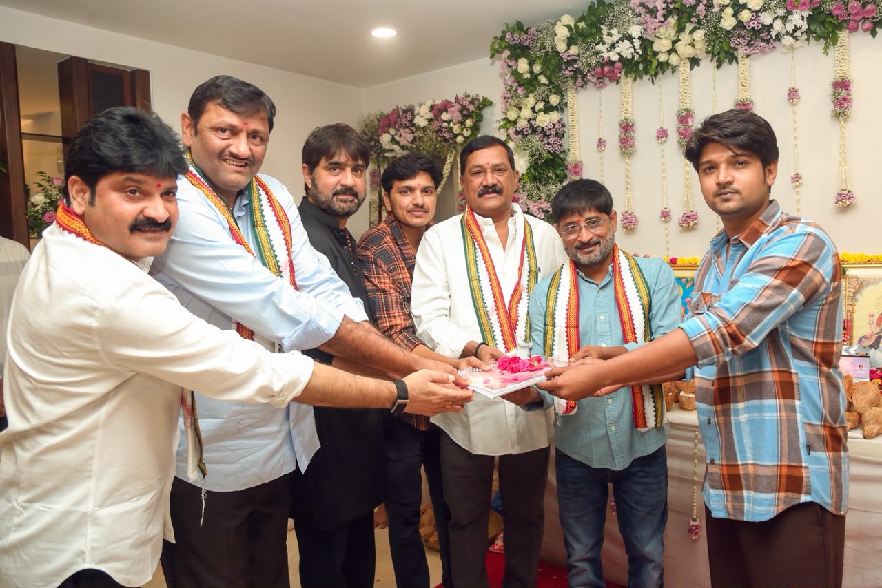 జై జాస్తి, మేధ మేక ను హీరో హీరోయిన్లుగా పరిచయం చేస్తూ మైత్రి మూవీ మేకర్స్ నిర్మాణంలో న్యూ ఏజ్ రొమాంటిక్ కామెడీ #మైత్రీ ఇన్ లవ్ ఘనంగా ప్రారంభం The New Age Romantic Comedy Mythriinlove Produced By Mythri Movie Makers And Introducing Jai Jasthi And Medha Meka As The Lead Pair Has Been Launched Grandly