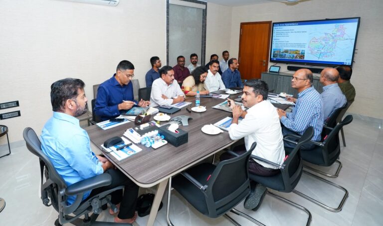 భ‌విష్య‌త్ అవ‌స‌రాల‌కు త‌గిన‌ట్లు ప్ర‌జా ర‌వాణా…  సీఎం రేవంత్ రెడ్డి