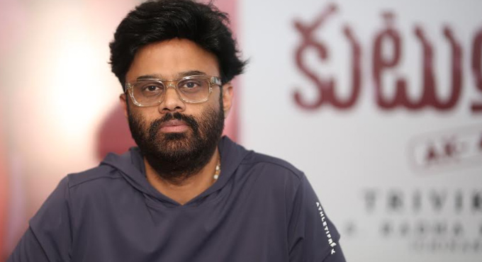వెంకటేష్ గారి అభిమానులు వంద శాతం సంతృప్తి చెందేలా ‘ఆదర్శ కుటుంబం హౌస్ నెం.47’ ఉంటుంది: నిర్మాత సూర్యదేవర నాగవంశీ Though It Arrives A Little Late Aadarsha Kutumbam House No 47 Will Be 100 Satisfying For Venkatesh Garus Fans Producer Suryadevara Naga Vamsi