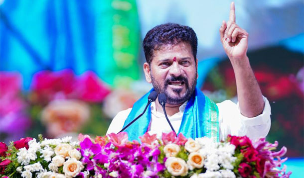 పదేళ్ల బీఆర్‌ఎస్‌ పాలనలో సిరిసిల్ల.. ఉరిసిల్లగా మారింది: సీఎం రేవంత్ రెడ్డి