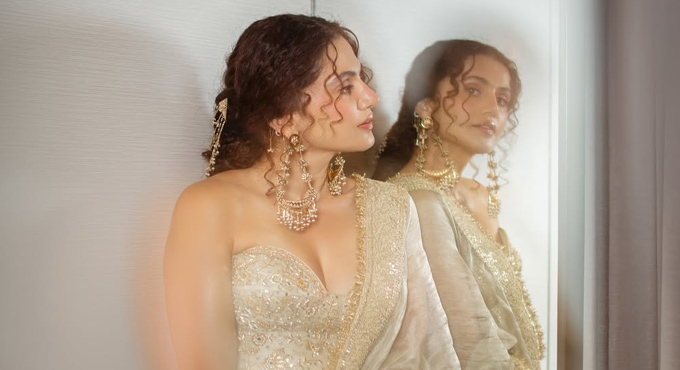 Taapsee Dazzling In A Gold Colored Saree