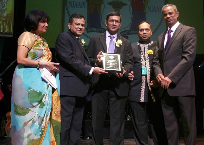 ఆపి కార్యవర్గంలో గుంటూరు వైద్యుడు సుధాకర్‌ జొన్నలగడ్డ