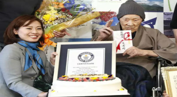 ఈ తాత వయస్సు 112