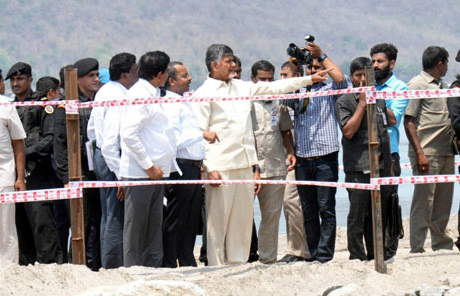 దేశంలోనే పోలవరం అద్భుతమైన నిర్మాణం : చంద్రబాబు