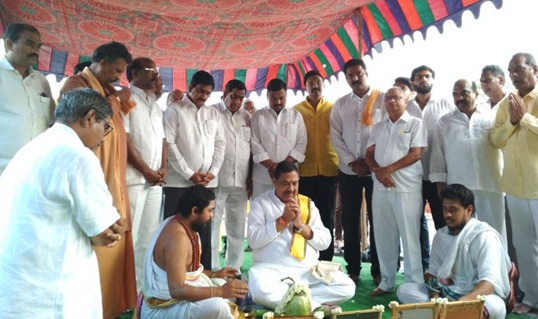 ఘనంగా మహానాడుకు ఏర్పాట్లు