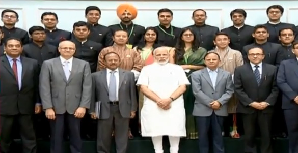 ప్రవాసుల సమస్యల పరిష్కారానికి కృషి : ప్రధాని