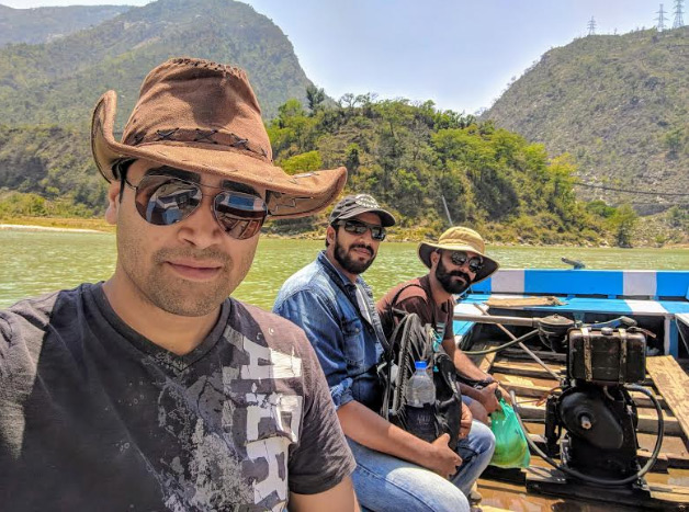 హిమాలయాలలో గూఢచారి షూటింగ్