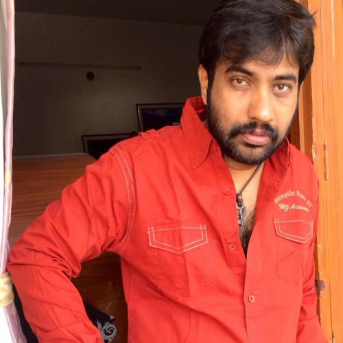 కొత్త హీరో హీరోయిన్లను కనిపెట్టే సెల్యులాయిడ్ సైన్స్సిస్ట్ వై వి యస్ చౌదరి