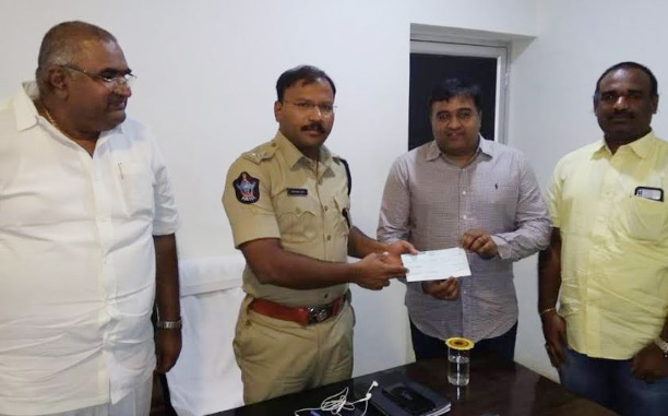 ఇ-సైకిళ్ళ వితరణకు తానా సహాయం