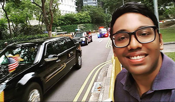 ట్రంప్ తో కుదరలేదు… కారుతోనే సెల్ఫీ