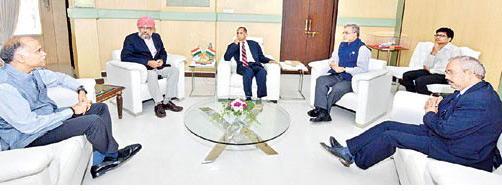 పెట్టుబడులకు తెలంగాణ స్వర్గధామం