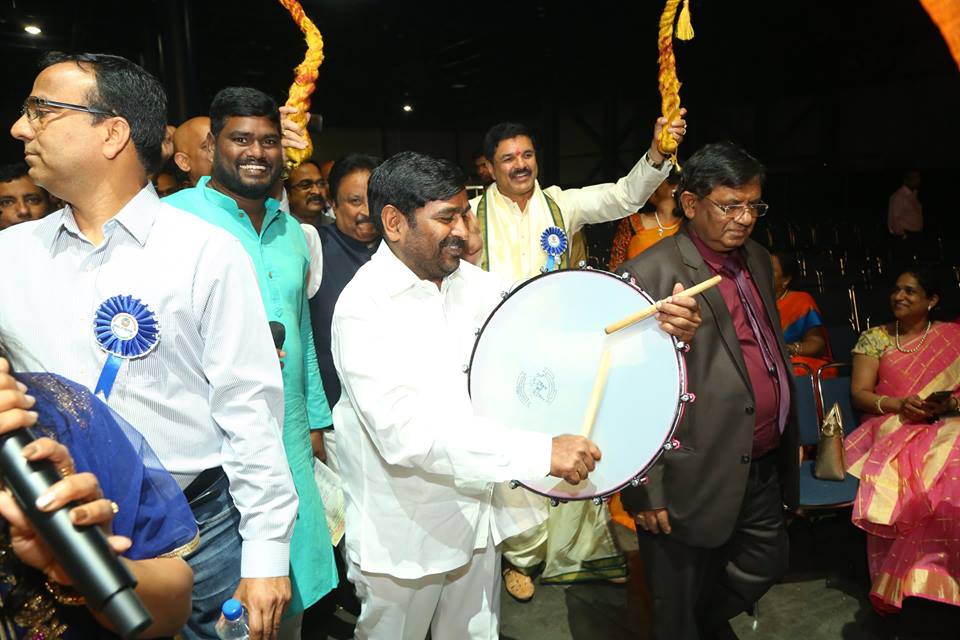 అమెరికన్ తెలంగాణ మహాసభల్లో ఆకట్టుకున్న వివిధ కార్యక్రమాలు