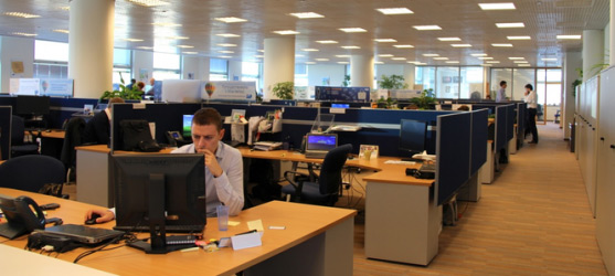 రాత్రి షిఫ్ట్ లలో పనిచేస్తే కేన్సర్ ముప్పు!