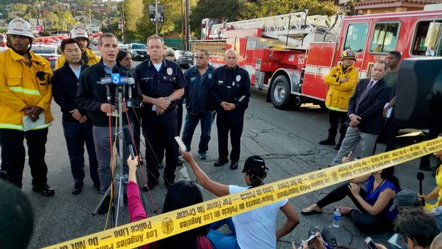 అమెరికాలో కాల్పుల కలకలం