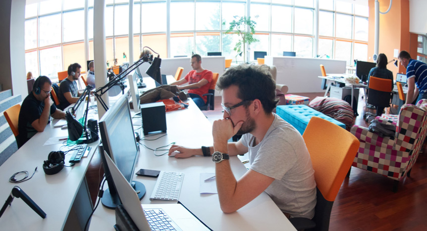 అమెరికన్లకు పెరిగిన ఉద్యోగావకాశాలు