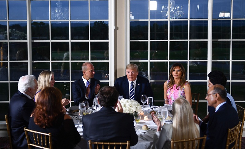 ట్రంప్ విందులో భారత దిగ్గజాలు