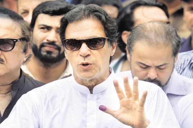 పాక్ ప్రధాని మరో సంచలన నిర్ణయం