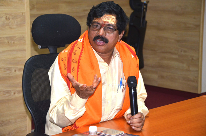 13 నుంచి గణపతి నవరాత్రి మహోత్సవాలు