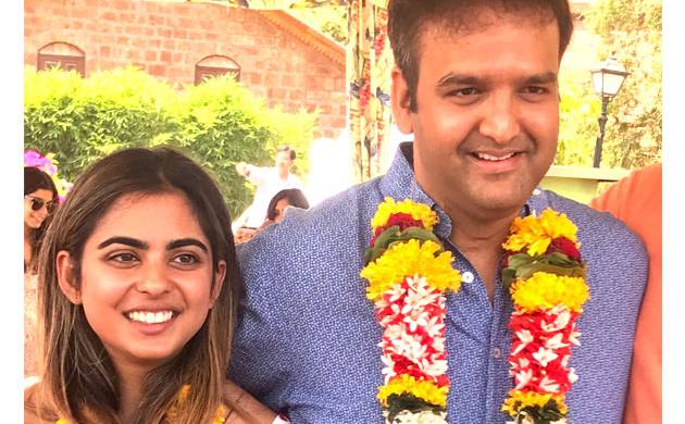 ఇషా, ఆనంద్ నిశ్చితార్థం!