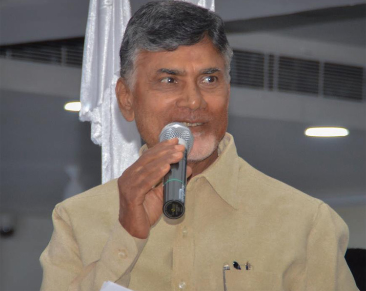 సీఎం అయినా సామాన్యులైన హాజరుకావాల్సిందే