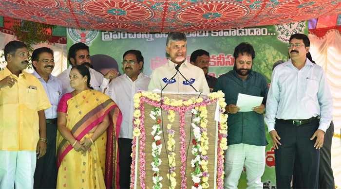 తిరుపతిని నంబర్‌వన్‌ స్మార్ట్ సిటీగా మార్చుతాం