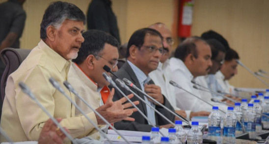 సీబీఐని కేంద్రం భ్రష్టు పట్టించింది : చంద్రబాబు