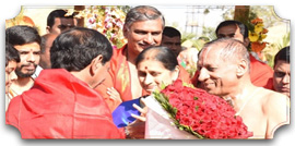 చండీయాగంలో గవర్నర్ ప్రత్యేక పూజలు