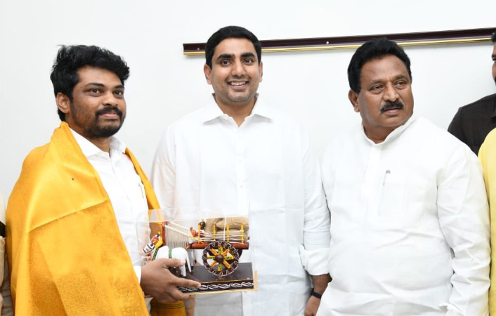 మంత్రి శ్రావణ్‌కు మంత్రుల అభినందనలు