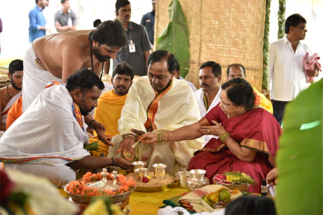 పూర్ణాహుతితో ముగిసిన రాజశ్యామల యాగం