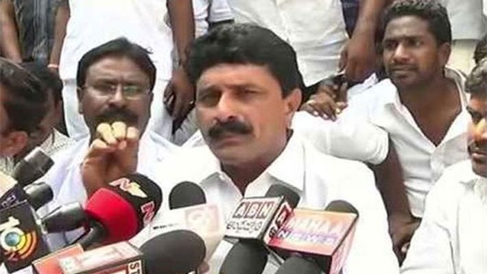 టీఆర్ఎస్ కు దుబ్బాక గుడ్ బై