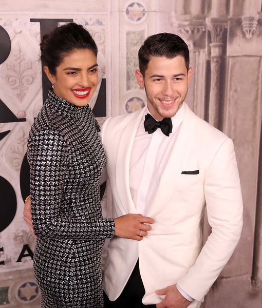 కొత్తజంట సంచలనం