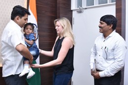 అనాథాశ్రమం నుంచి అమెరికాకు!