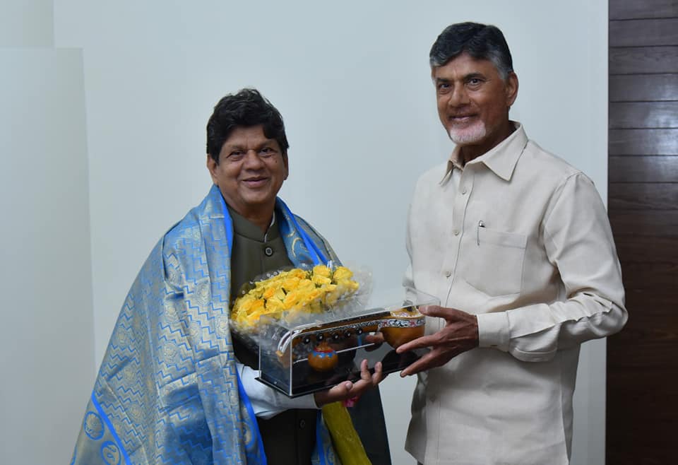 ముఖ్యమంత్రి చంద్రబాబుతో ఒడిషా రాష్ట్ర ఎంపీ సౌమ్యా రంజన్ పట్నాయక్ భేటీ