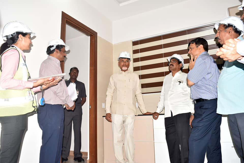 పట్టణాలలో పది లక్షలే కాదు, 12లక్షల ఇళ్ల నిర్మాణానికి అవకాశం ఉంది