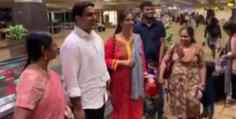 సింగపూర్ లో మంత్రి లోకేష్ కు ఘనస్వాగతం