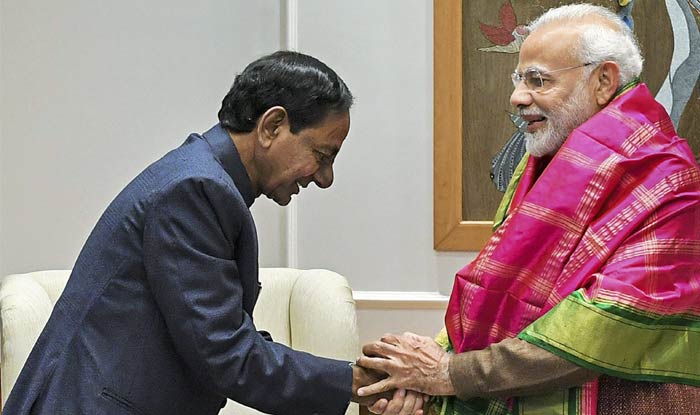 కాళేశ్వరానికి జాతీయ హోదా ఇవ్వండి