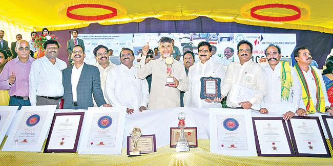 గిన్నిస్ రికార్డు కైవసం చేసుకున్న పోలవరం