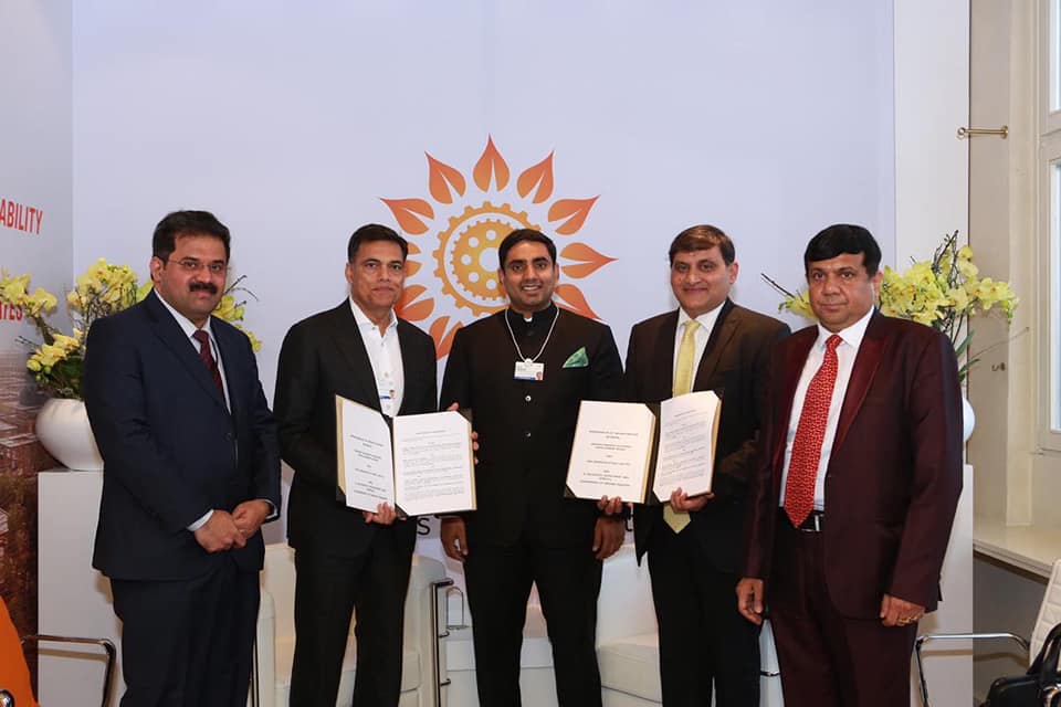 ఏపీలో భారీ పెట్టుబడులతో మరో పారిశ్రామిక దిగ్గజం