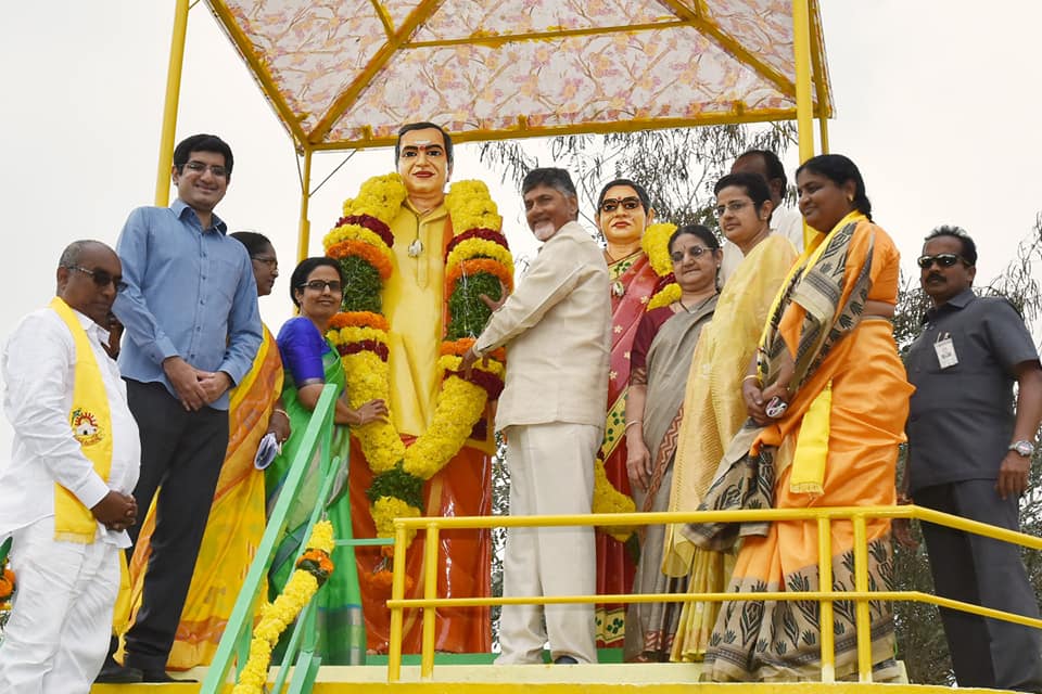 ఇది నా అత్తగారి గ్రామంగా భావిస్తున్నా..: సీఎం చంద్రబాబు